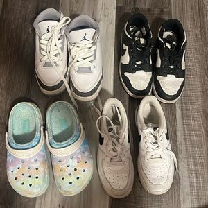 Nike dunk size 3y only